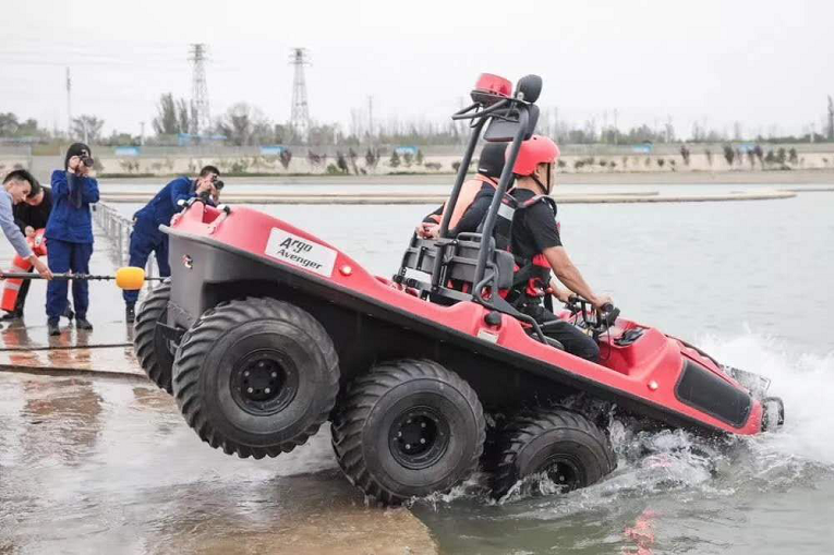 avenger8×8水陆两栖全地形车(加拿大)