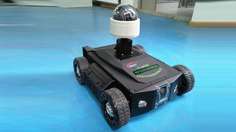 四轮全方位升降侦察机器人系统